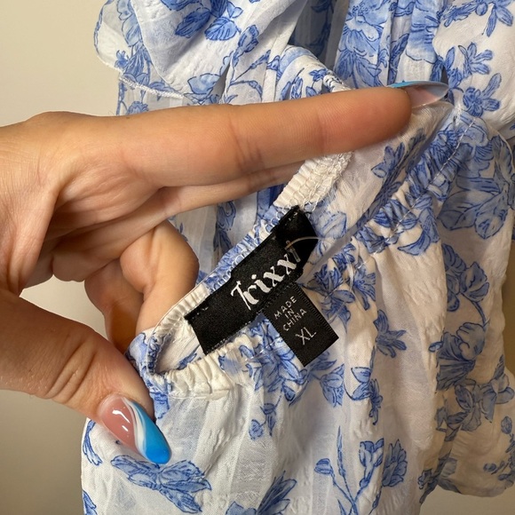 Trixxi Blue Floral Ruffle Blouse - Picture 6 of 8